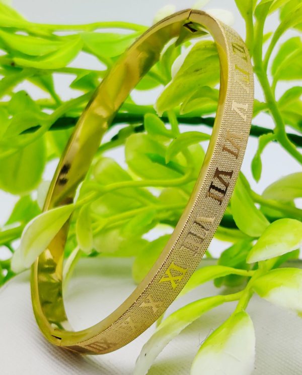 Adjustable Cartier-Inspired Roman Numeral Bracelet - Imported Luxury Gold Bracelet | Best Quality Artificial Bracelet For Girls & Women | Bracelet For Every Occasion | Elegant Design ✨