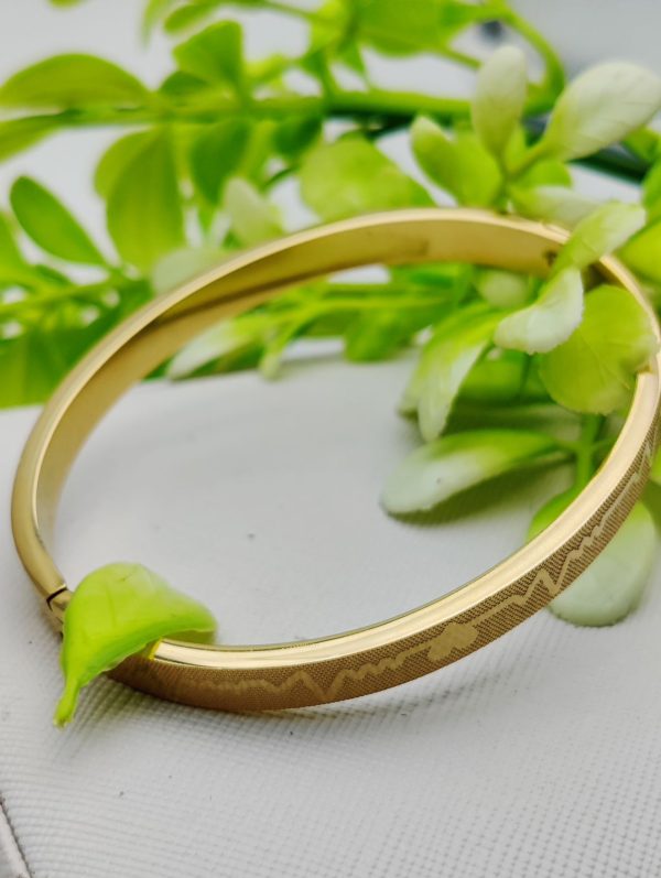 Adjustable Premium Heartbeat-Engraved Adjustable Cartier-Inspired Gold Bracelets | Best Quality Artificial Bracelet For Girls & Women | Bracelet For Every Occasion | Elegant Design ✨ - Image 6