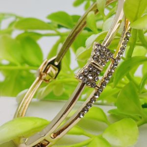 | Best Quality Artificial Bracelet For Girls & Women | Bracelet For Every Occasion | Elegant Design