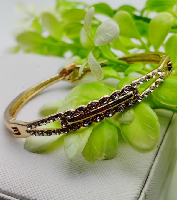 Imported Adjustable Crystal Bracelet – Dazzle in Elegance | Best Quality Artificial Bracelet For Girls & Women | Bracelet For Every Occasion | Elegant Design - Image 2
