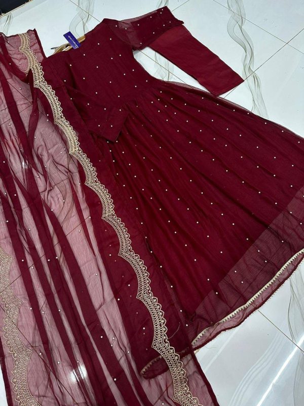 3 Pcs Women’s Stitched Embroidered Maxi Suit - Image 2