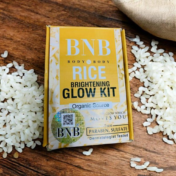 Rice Whitening And Glowing Facial Kit - Image 3