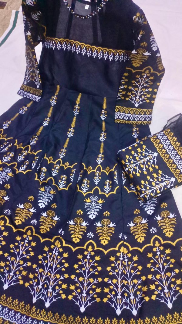 Elegant Teal Katan Silk Block Printed Maxi Suit - 3 Pcs Set - Image 2