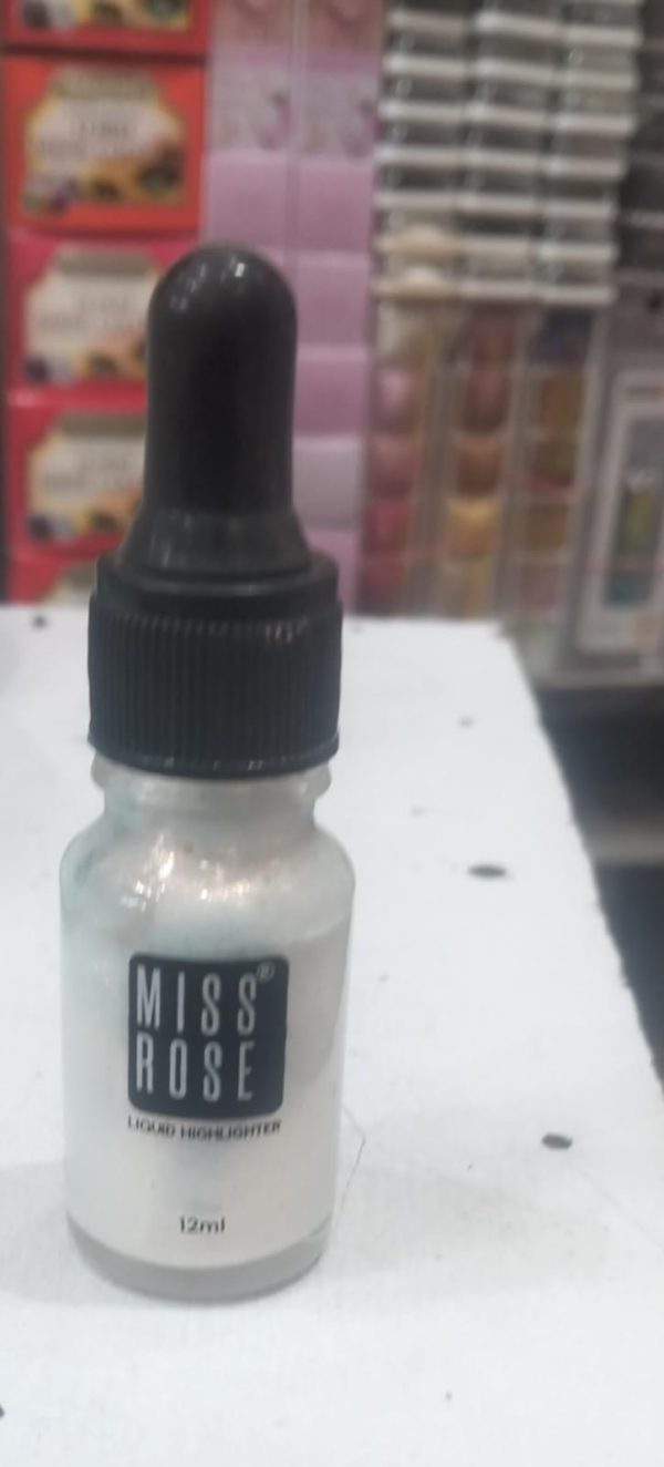 Miss Rose High Beam liquid highlighter right - Image 7