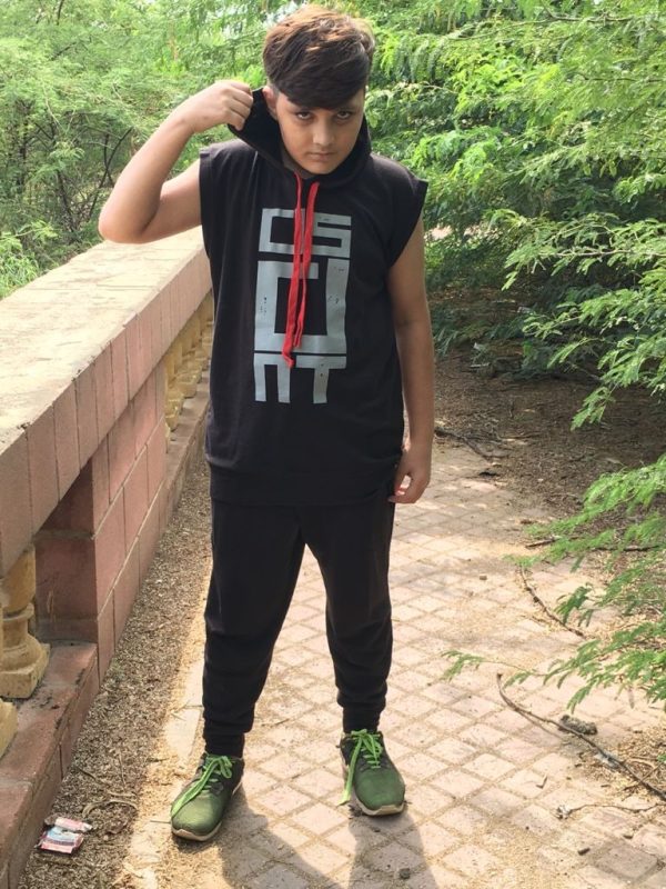 Black Gym Sleeveless Hood Tracksuit - Black Gym Sleeveless Hood Summer Tracksuit - Ready to Wear 2-Piece Set | Men's Sports & Jogging Wear  - Image 4