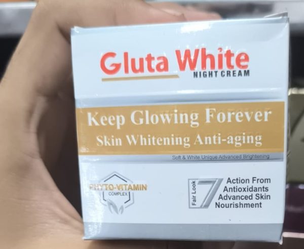 Gluta White Extreme Stronger Light Up And Anti-Aging Day & Night Cream | 50gram - Image 2