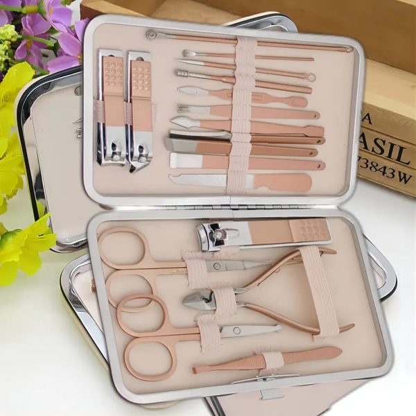 Manicure Set,18 In 1 Professional Women Grooming kit, Pedicure Kit, Nail Clippers and Beauty Tool Portable Set, Rose Gold Stainless Steel Manicure Set with Luxurious Travel Case(Rose Gold) (18pcs)