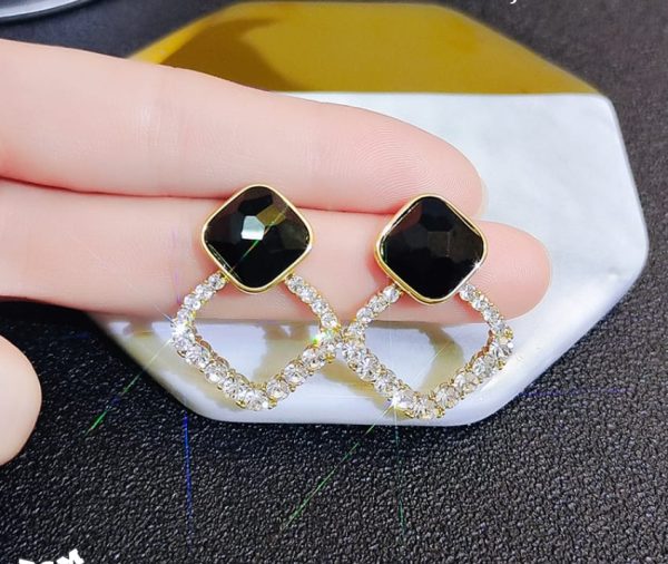 Zircon Korean Black Shiny Earing resin rhombus earrings earrings jewelry fashion for women - Image 4