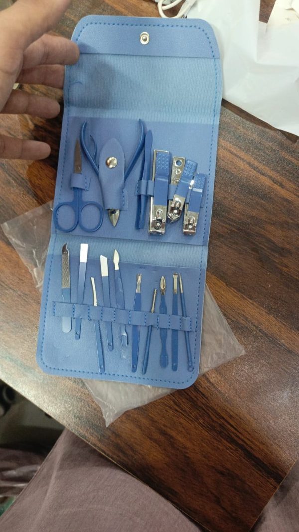 Brandomatic Manicure Kit, 16-in-1, Nail Clippers, Cuticle Scissors, Nail Files, Nail Polish Remover, Blue - Random Color - Image 8