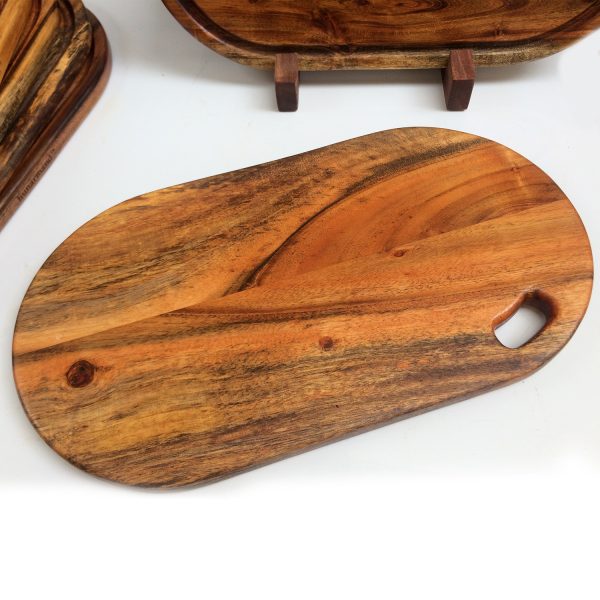 Premium Oblong Acacia Wood Chopping Board – 17 x 9 x 2 Inches - Image 8