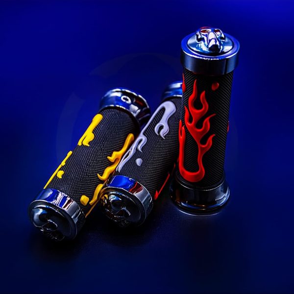 Universal Motorcycle Handlebar Grips 7/8" – Skull Head Flame Rubber Hand Grips (Black/Blue, Black/Red)