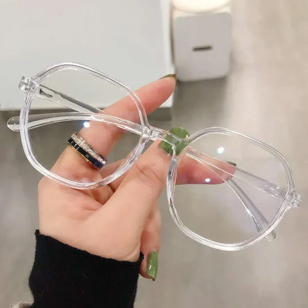 Elegant UV Protectant Sunglasses transparent Sunglasses– Stylish & Versatile Eyewear, & Eyes Protection - Image 4