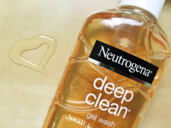 Neutrogena Deep Clean Gel Wash – Oil-Free Daily Facial Cleanser for Oily & Combination Skin (200ml) - Image 10