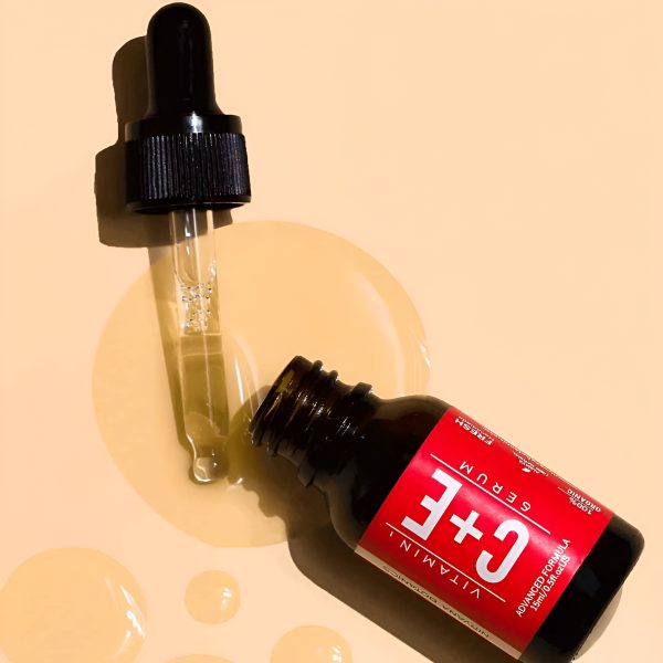 Nirvana Botanics Vitamin C + E Serum - 15ml | ANTI ACNE & GLOWING SERUM VITAMIN C + E - Image 2