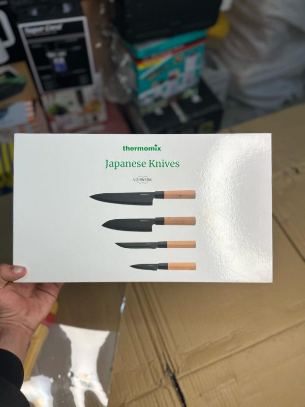 Thermomixer 4-Piece Japanese Knife Set – Self-Sharpening Blades with Wooden Handles - Image 7