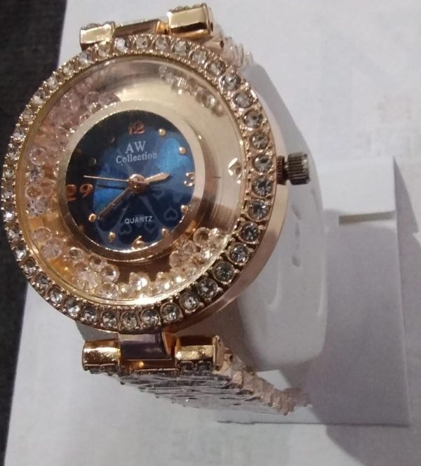 Stainless Steel Watch for Women | Luxury Design Watch | Latest Fashion Watch - Image 4