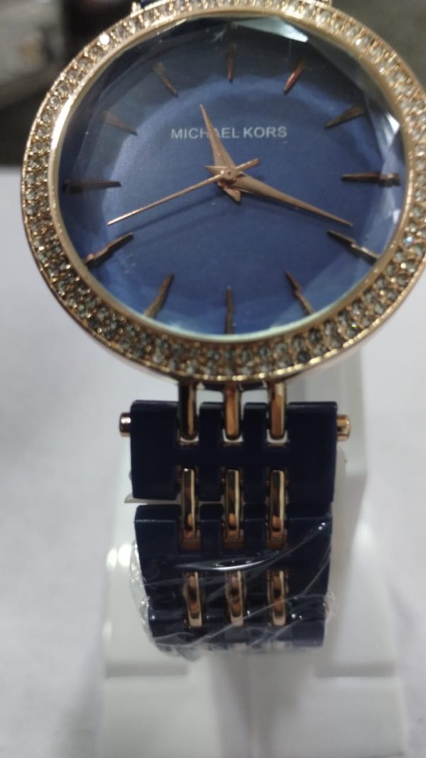 Luxurious Design Watch for Women | Michael Kors Watch | New Luxury Design - Image 2