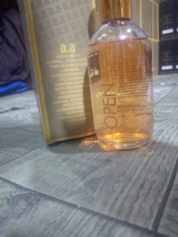 Open Roger & Gallet Perfume For Men - 100 ml | Made in Pakistan - Image 3