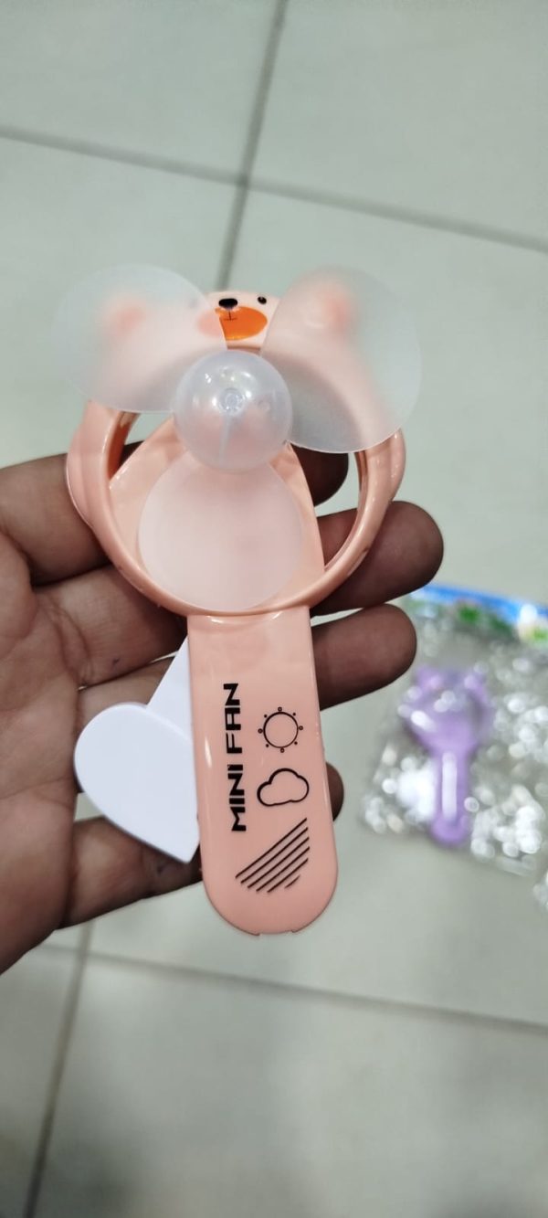 Manual Cute Summer Hand Fan Durable Ultra-Quiet Cooling Fans for Travel Office Room - Image 4