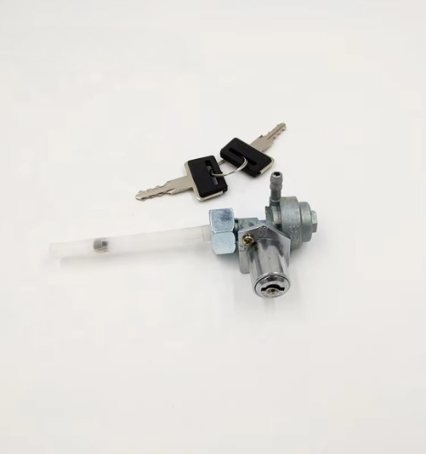 01 Fuel Tank Petrol Cork with 02 Key | Fuel Tank Lock For Honda 70 & 125 and China Motorcycles - Without Box - Image 4